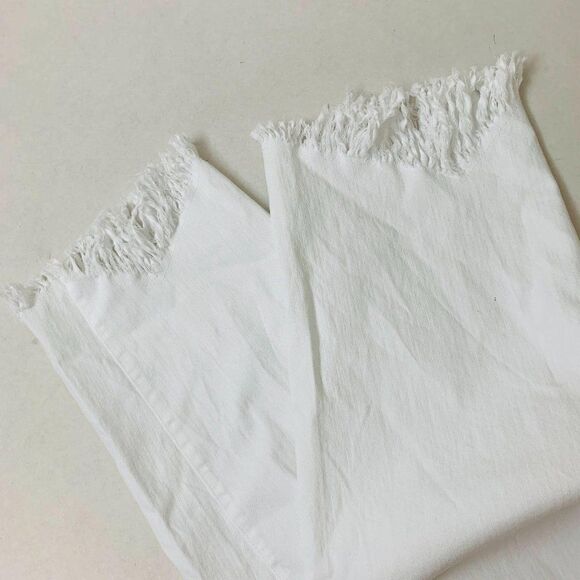 Inc Women's Plus Size Fringed Cropped Jeans Mid Rise 28W White Straight Leg - Picture 5 of 9